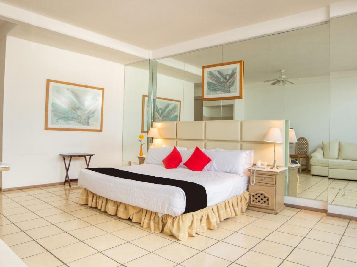 Capital O Hotel Villa Monini ปวยบลา ภายนอก รูปภาพ