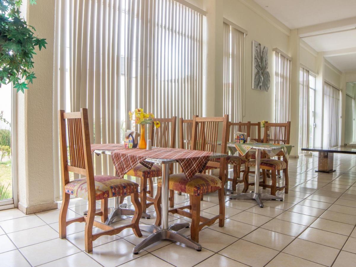 Capital O Hotel Villa Monini ปวยบลา ภายนอก รูปภาพ